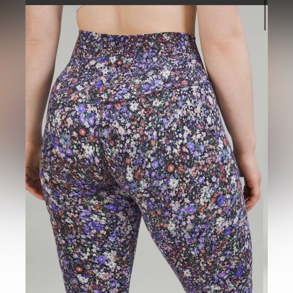 Lululemon align leggings size 4 flower - Picture 2 of 7